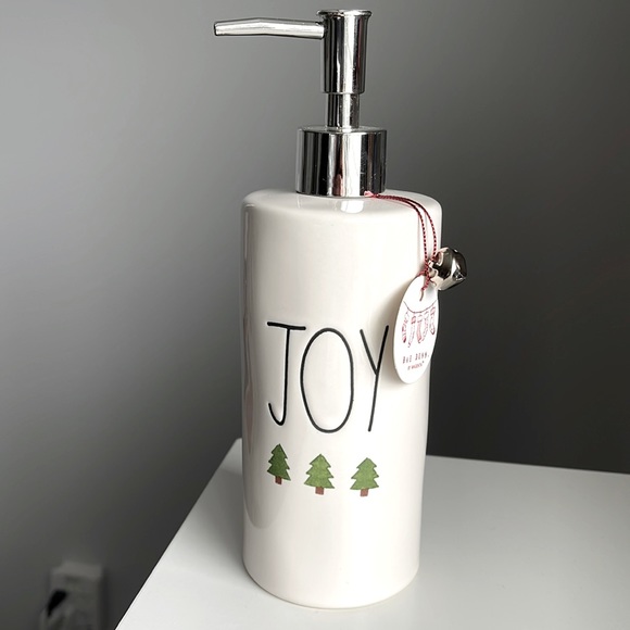 Rae Dunn Soap Dispenser